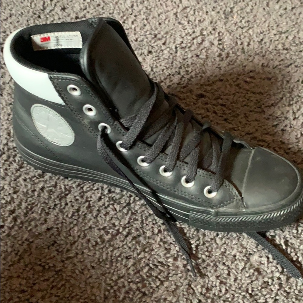 Black and white converse